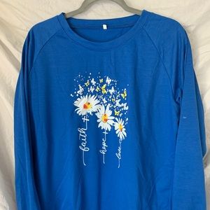 Blue graphic crew neck